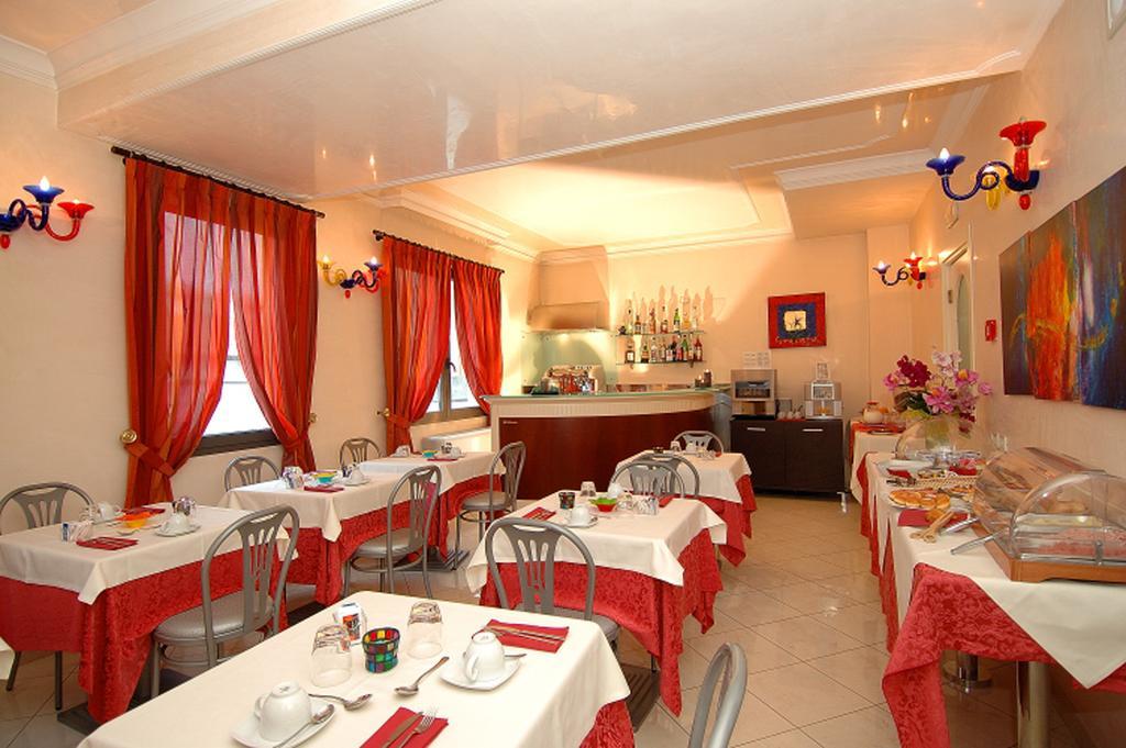 Hotel Ambasciata Venice - Atika & Atif เมสเตร ภายนอก รูปภาพ