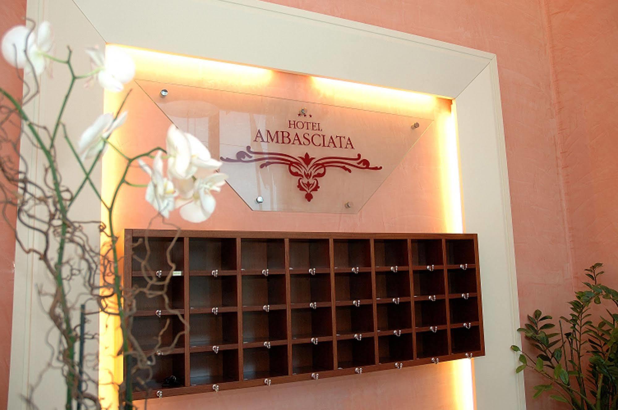 Hotel Ambasciata Venice - Atika & Atif เมสเตร ภายนอก รูปภาพ
